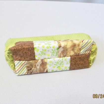 Brown And Green Zippered Pouch Bag Notions Or..