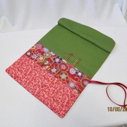 Cotton Fabric Knit/crochet Needle Holder In Reds..