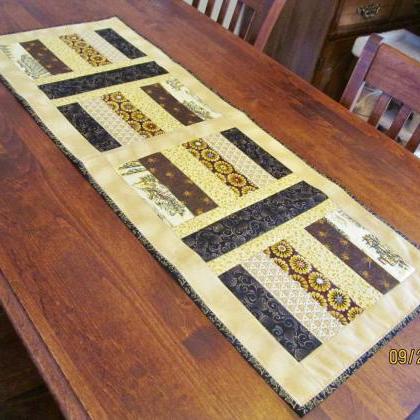 Table Runner In Gold And Brown Cotton Quilted