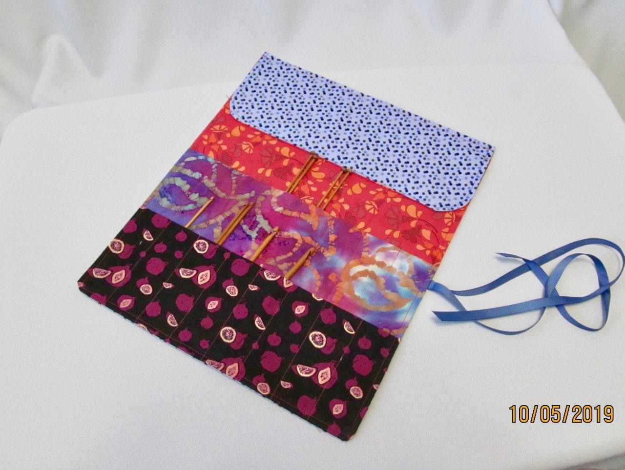 Cotton Fabric Knit/crochet Needle Holder Blue And Red